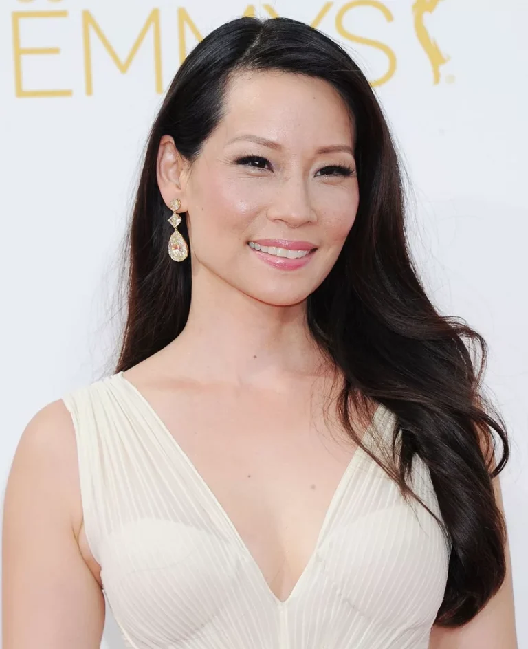 Lucy Liu 20 Photos